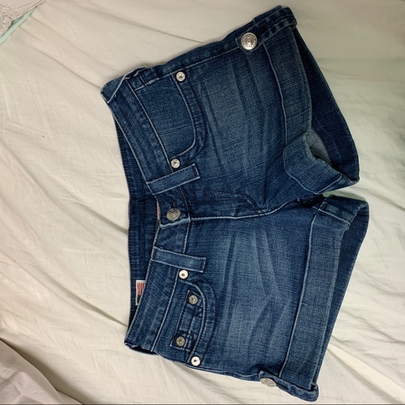 Medium/dark denim true religion shorts. - Picture 2 of 4